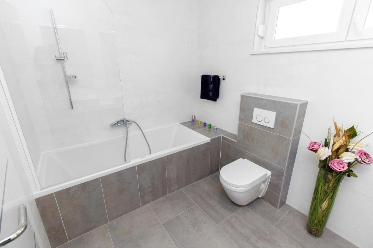 Apartment Royal II Vodice Bagian luar foto